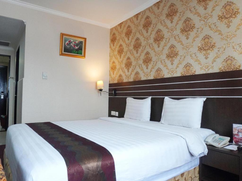 Grand Antares Hotel Medan Exterior foto
