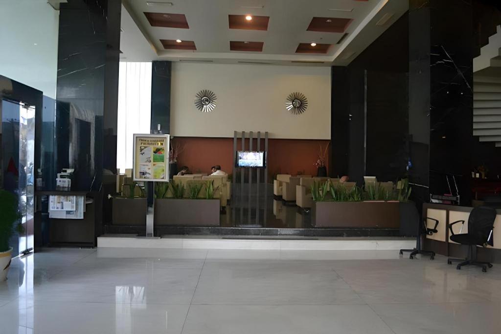 Grand Antares Hotel Medan Exterior foto